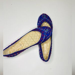 Boutique 9 Women's Blue Flats Size 6M Blue Embroidered Ballet Flats